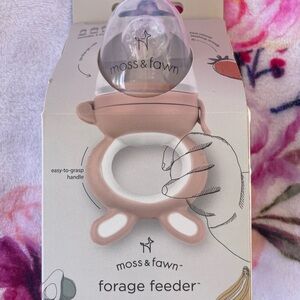 Moss & Fawn Forage Feeder in “bloom” 4+ months